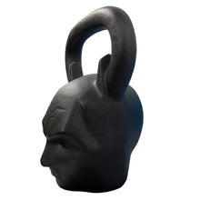 Cargar imagen en el visor de la galería, Pesa Rusa Kettlebell Batman 29 kg (63.9 lb)
